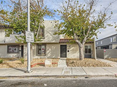 1330 N Jones Blvd, Las Vegas, NV, 89108