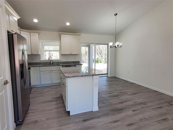 4th image of 9529 Bahia Rd