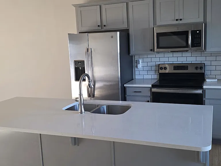 3619 Hawthorne Ter — Photo 8