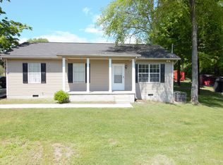 2208 Rambling Rd, Knoxville, TN 37912