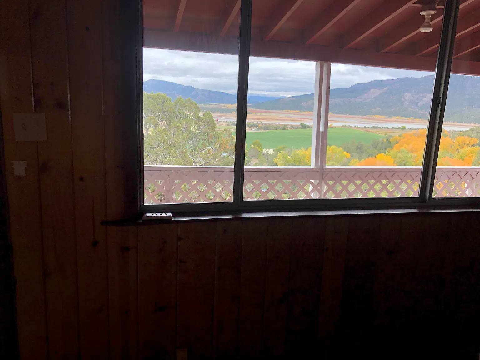 3 bed, 1000 sqft, $1,800 — Photo 1