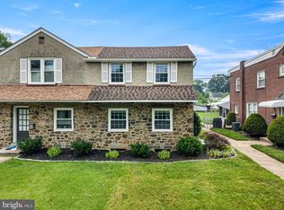 1006 W Bridge St, Phoenixville, PA 19460