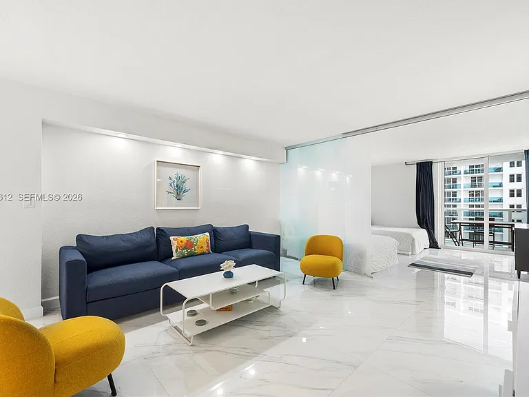2401 Collins Ave #1007 — Photo 7