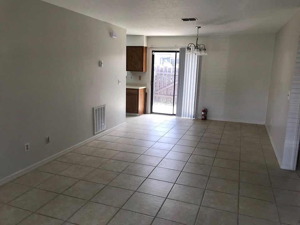 1st image of 3746 NW Huntsboro St APT 102
