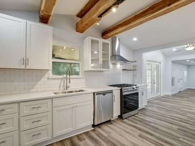 5100 Plumas Ln, Austin, TX, 78745