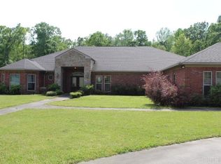 2308 Fox Borough Cv, Pine Bluff, AR 71603