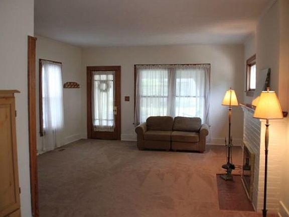 3rd image of 230 Buttonwood Ave