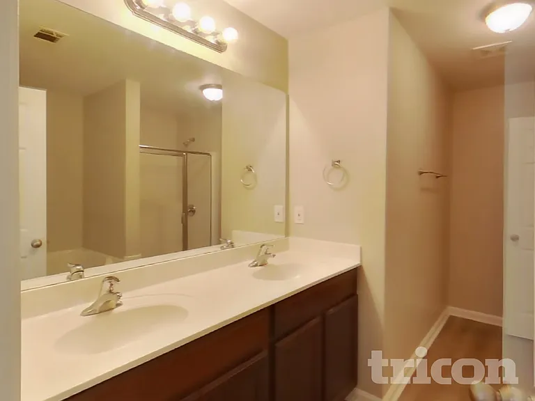 3364 Estes Dr — Photo 10