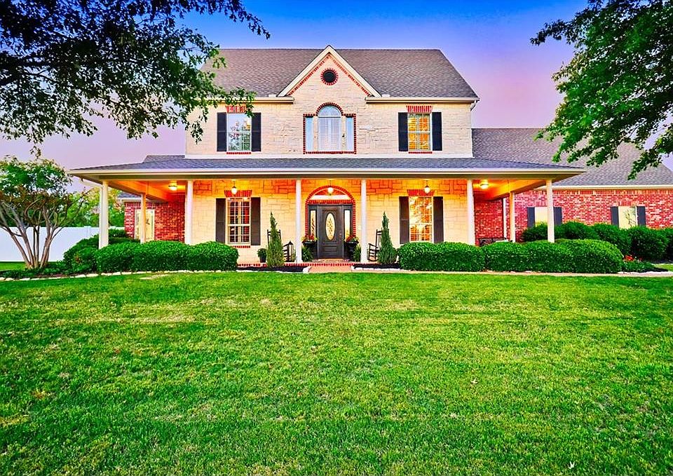1st image of 317 Stansbury Dr
