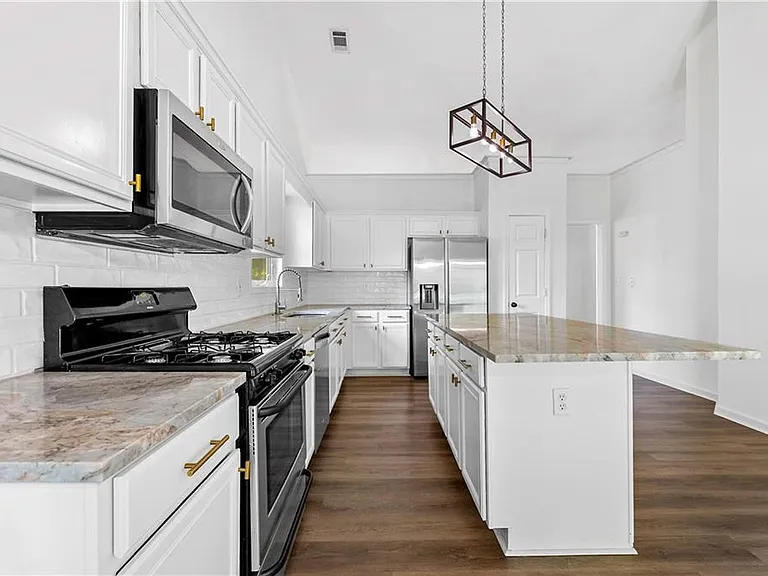 1525 Keystone Dr — Photo 18