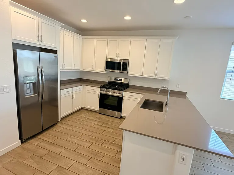 36610 W Mediterranean Way — Photo 7