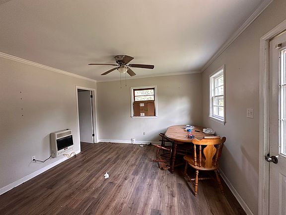 5th image of 106 Maple Hill Dr