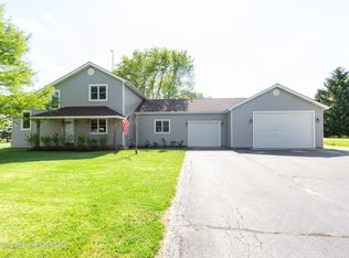 8105 Penny Ln, Richmond, IL 60071