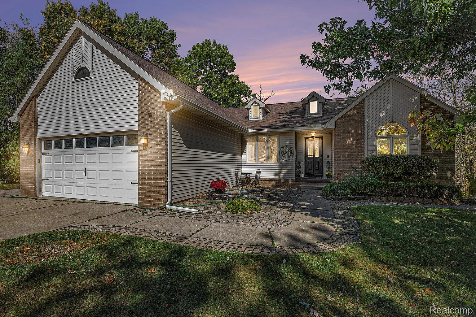 2165 Dublin Ct photo 1