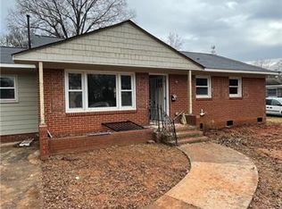 1951 Windham Pl, Charlotte, NC 28205