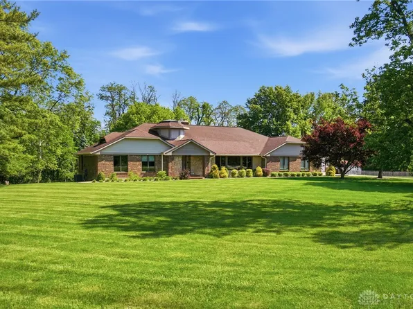 2546 Lantz Rd, Dayton, OH 45434