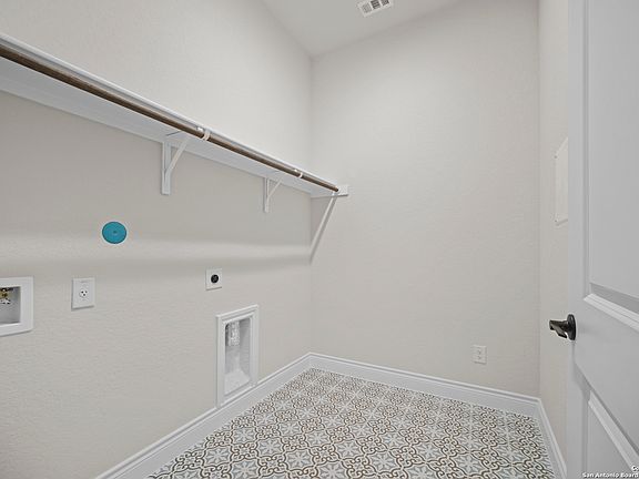 4th image of 28516 Allswell Lane