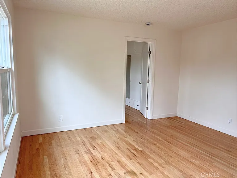 7957 Milton Ave — Photo 4