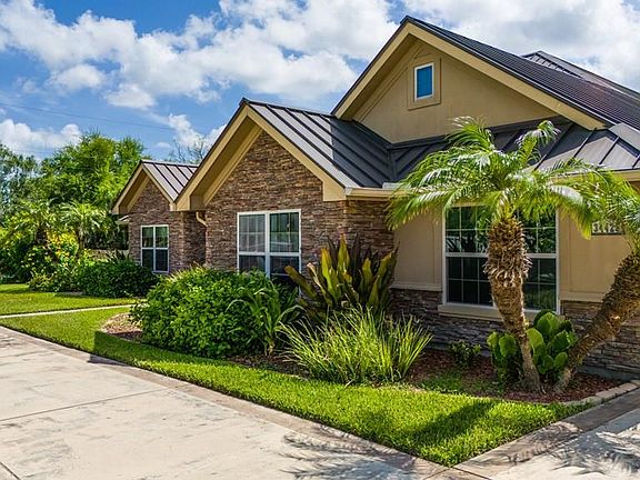 4th image of 34425 Island Estates St