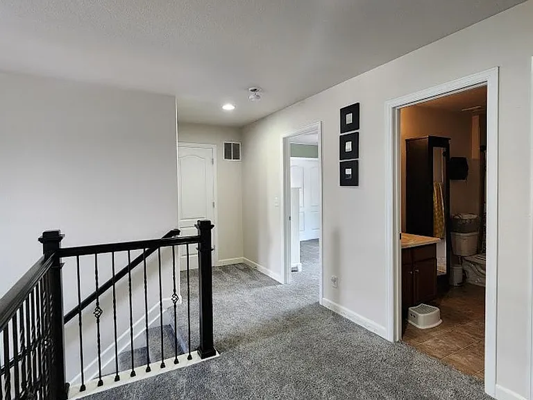 7546 Sabino Ln — Photo 15