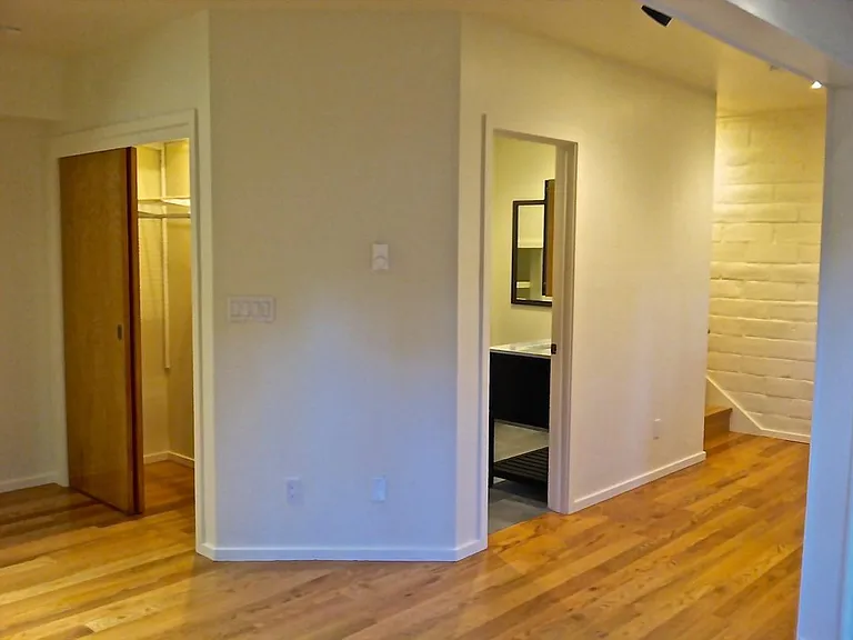 112 Bonita St — Photo 9