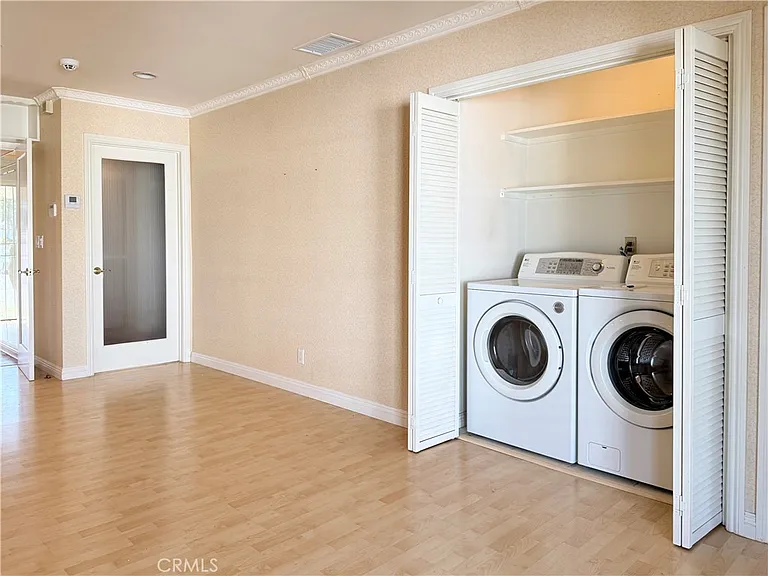 1036 S Hidalgo Ave — Photo 38
