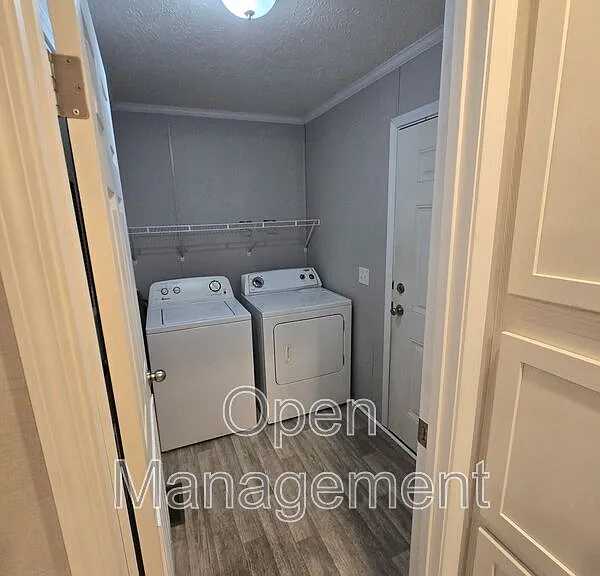 511 E 1st St #82 — Photo 18