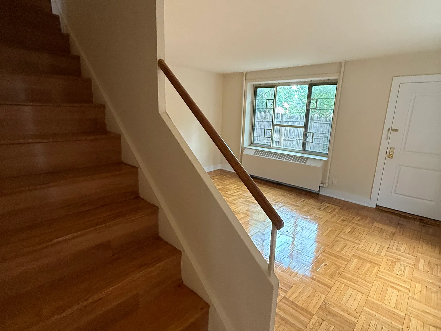 2 bed, 1100 sqft, $3,199 — Photo 1