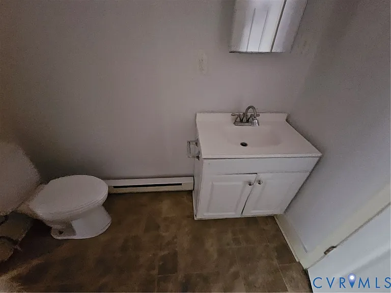 1601 Byron St — Photo 6