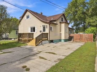 1809 5th Ave S, Fargo, ND 58103