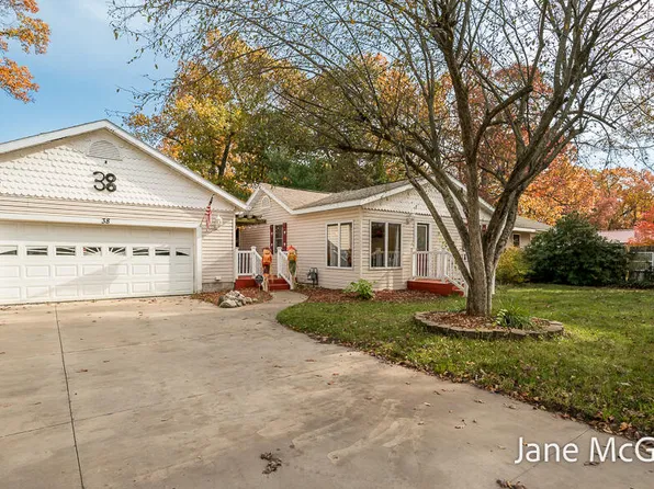 38 N Stewart St, Muskegon, MI 49442