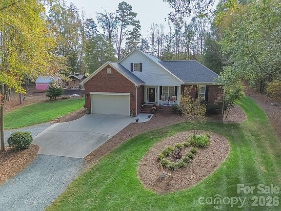 2nd image of 415 Witmore Rd