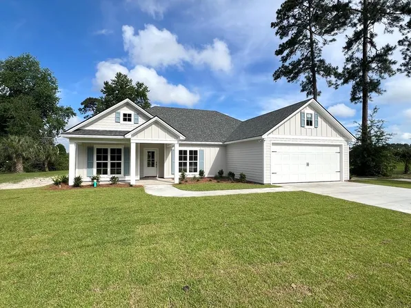 1709 Iris St, Adel, GA 31620