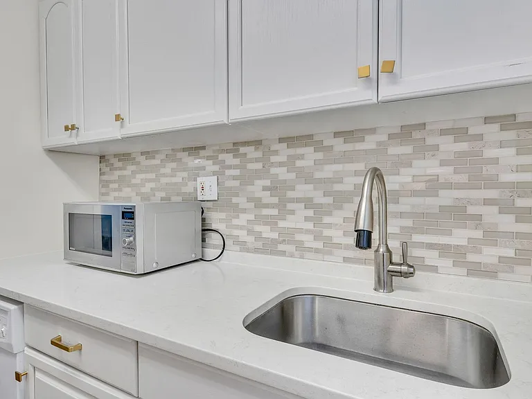 220 N Thomas St #2203 — Photo 11