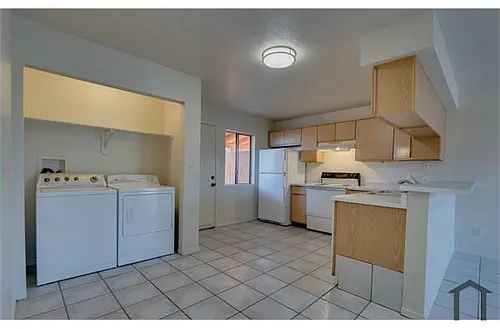 1827 S Jefferson Ave Photo 1