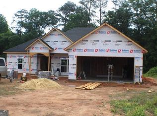 628 Ellie Cir, Dublin, GA 31021