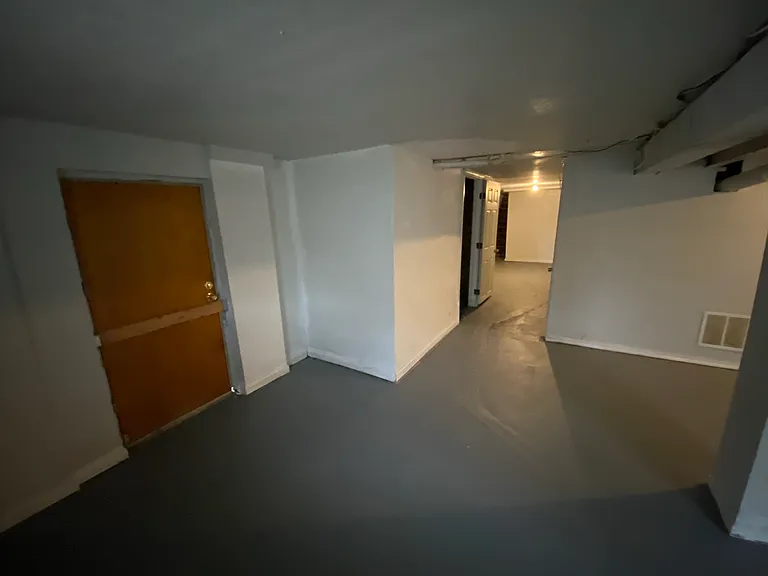 10401 Richmond Ave — Photo 16