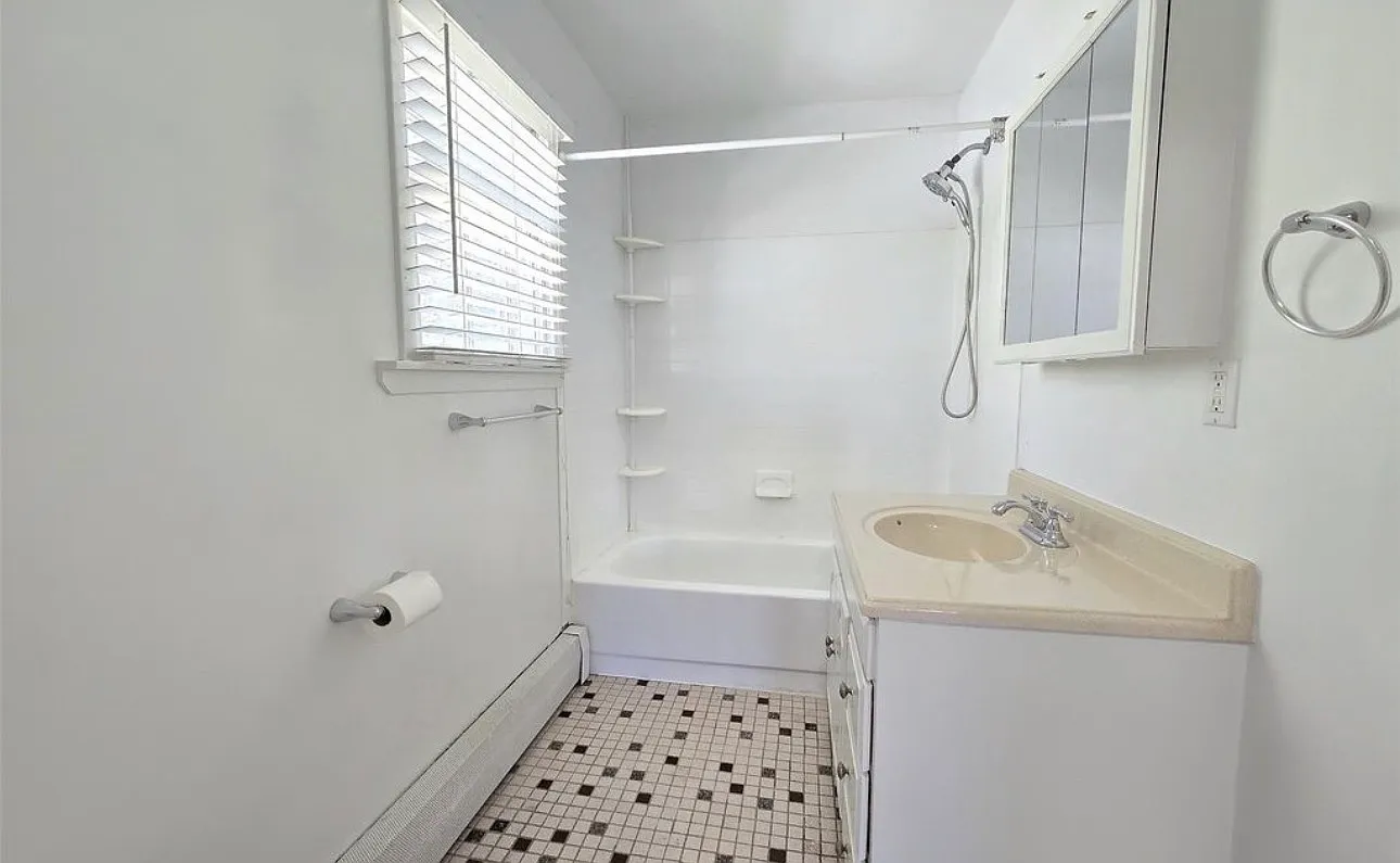 1 bed, 500 sqft, $2,150 — Photo 4