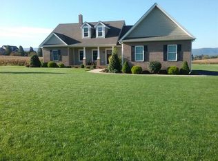 135 Shalom Rd, Waynesboro, VA 22980