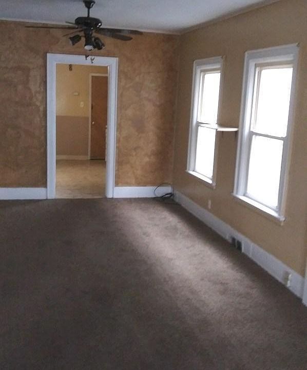 1st image of 105 Gorton St #1