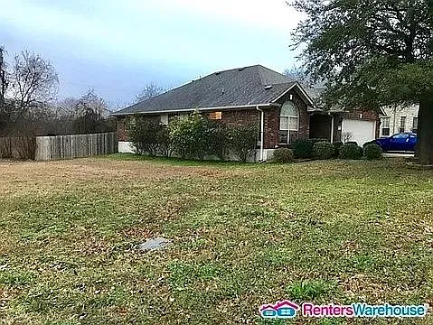 1727 Fort Grant Dr — Photo 7