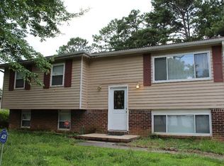 6281 Amherst Dr, Riverdale, GA 30274