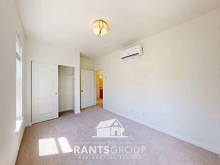 1653 Starlight Ln SW — Photo 40