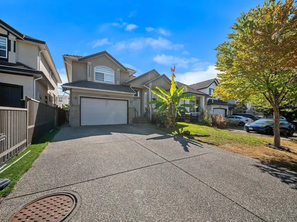12582 62b Ave, Surrey, BC V3X 3M9