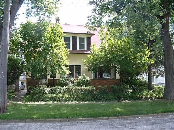 Private wooded lot
