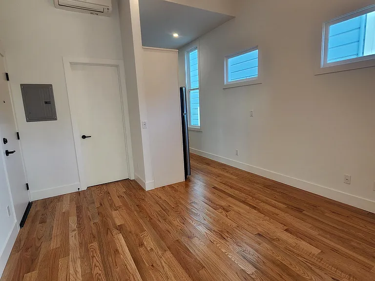 290 Divisadero St #B — Photo 8