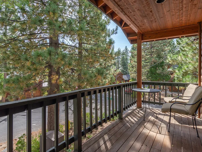 7611 Kingswood Dr — Photo 4