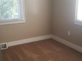 638 E State St, Colfax, IA 50054