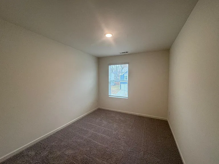 1112 Dakine Dr — Photo 7