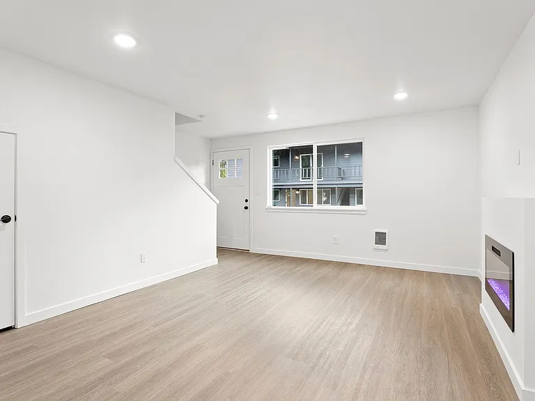 Powell Place — Photo 21